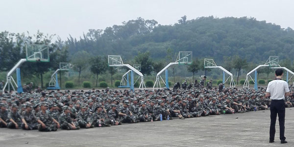 東海學院2015級新生軍訓于2015年10月8日上午開始，你們人生中的一段旅程也隨之開始！